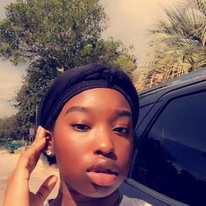 Meet your Posher, Daisy